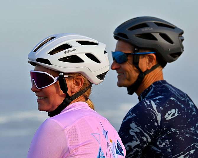 C1 SMART CYCLING HELEMT